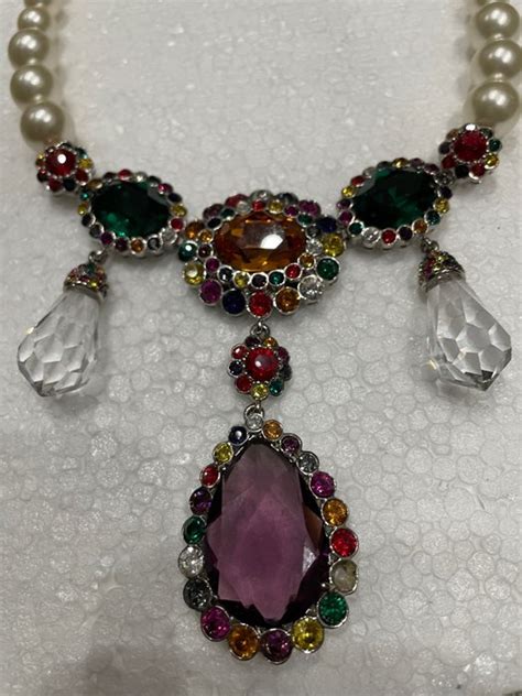 sale collier miu miu